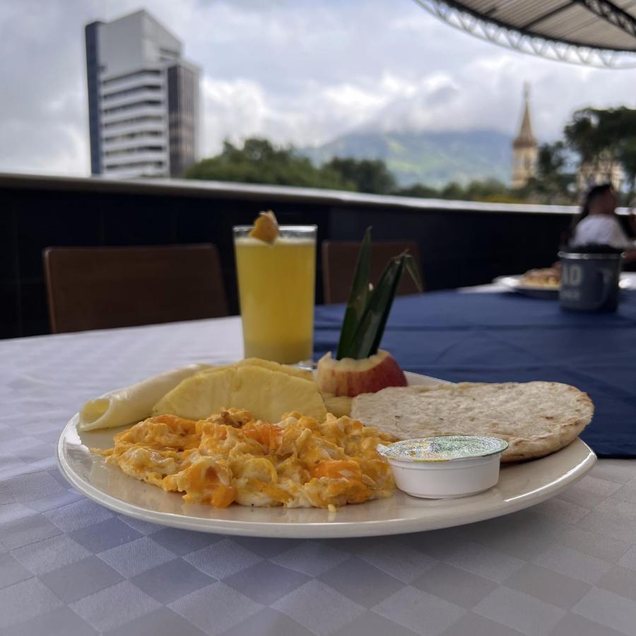 Hotel Luxor 페레이라 외부 사진